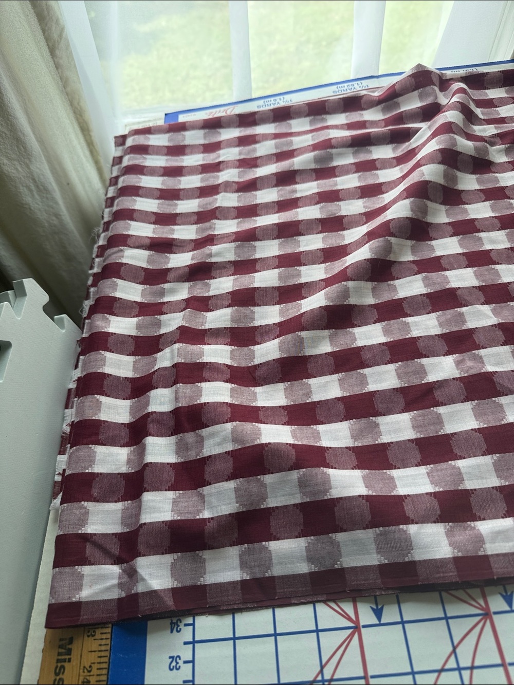 Vintage 60s 70s Burgundy Ivory Woven Check Fabric 5 Yards x 44” - Picture 10 of 13